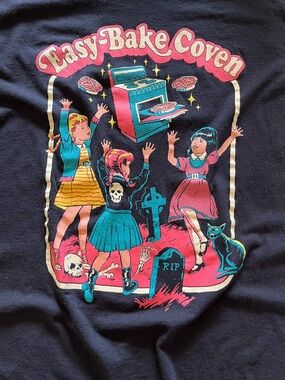 Black Easy Bake Coven Graphic Tee Black Creepy Co Witch Halloween Shirt M